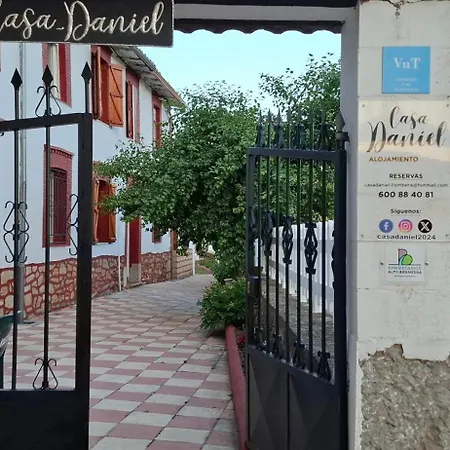 Casa Daniel * Llombera